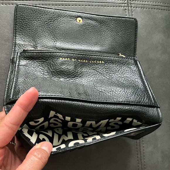 Marc Jacobs Wallet - Picture 8 of 9